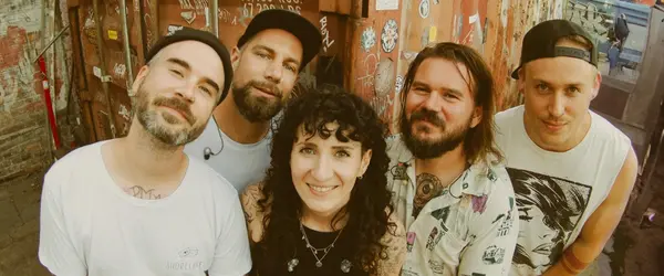 Background image Fr 19:30 - Melonball | Album Release | MUZ - Musikzentrale Nürnberg