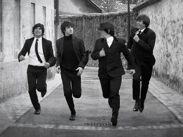 Titelbild HELP! A BEATLES TRIBUTE