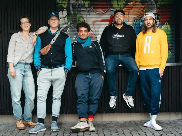 Titelbild DICHT & ERGREIFEND