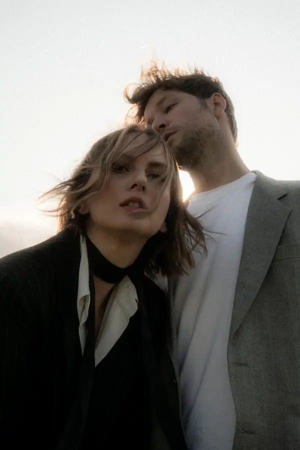 Titelbild NICK & JUNE