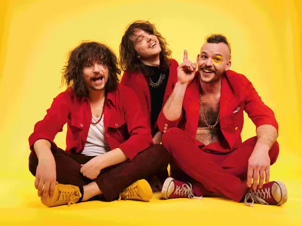 Titelbild MOTHER´S CAKE + THE TAZERS