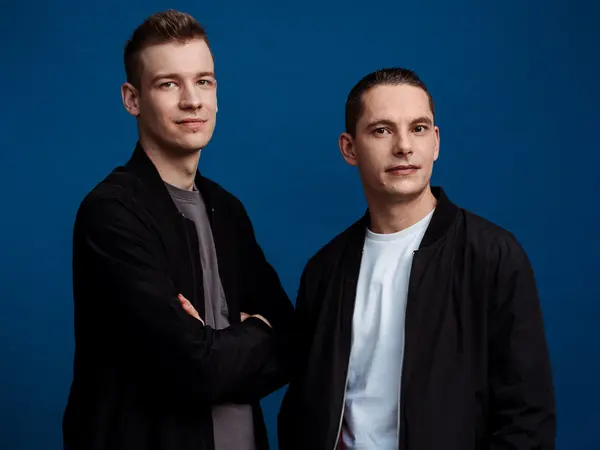 Titelbild GESTÖRT ABER GEIL