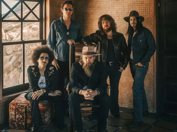 Titelbild ROBERT JON & THE WRECK