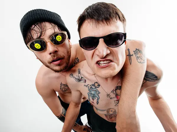 Titelbild RUSSIAN VILLAGE BOYS