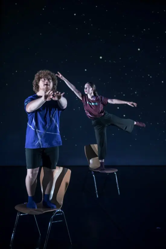 Titelbild Das EveryBody-Ensemble für zeitgenössischen Tanz