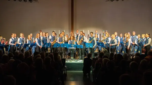 Titelbild Jugendkirche meets Blaskapelle - Außerirdische Reise zu den Sternen
