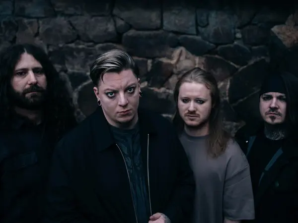 Background image So 19:00 - ERDLING