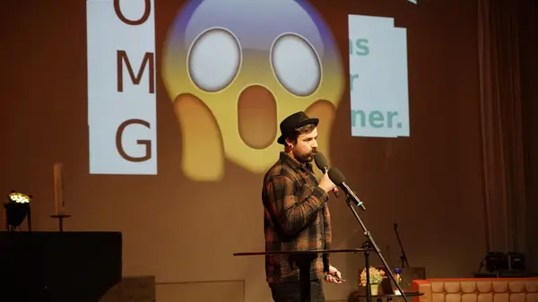 Titelbild 9. Nürnberger PowerPoint Karaoke - Comedy, Fremdscham und gute Unterhaltung