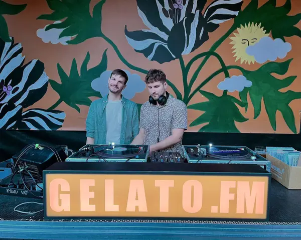 Titelbild Biergarten w/ Gelato FM