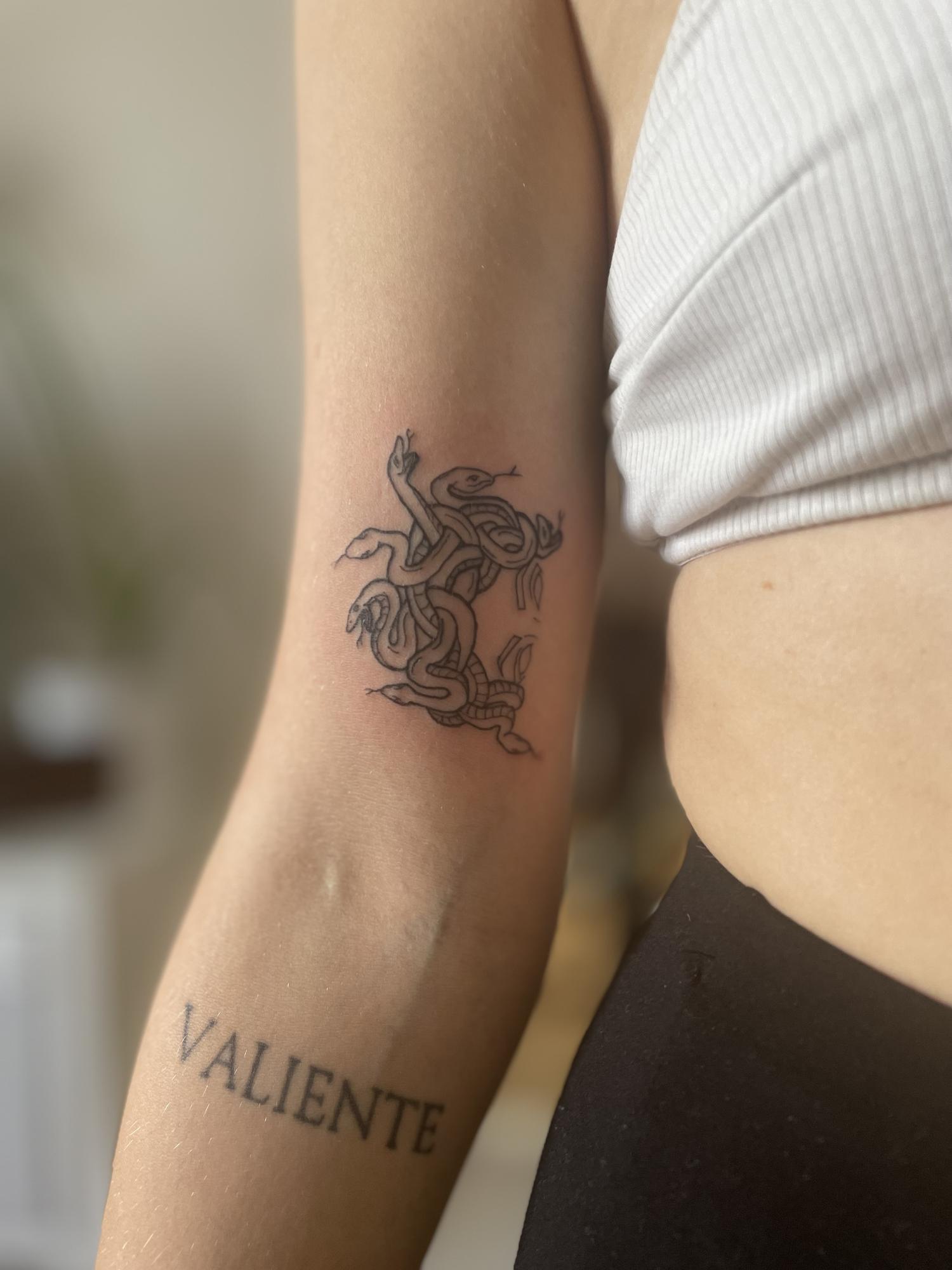 Galeriebild "Medusa Tattoo"